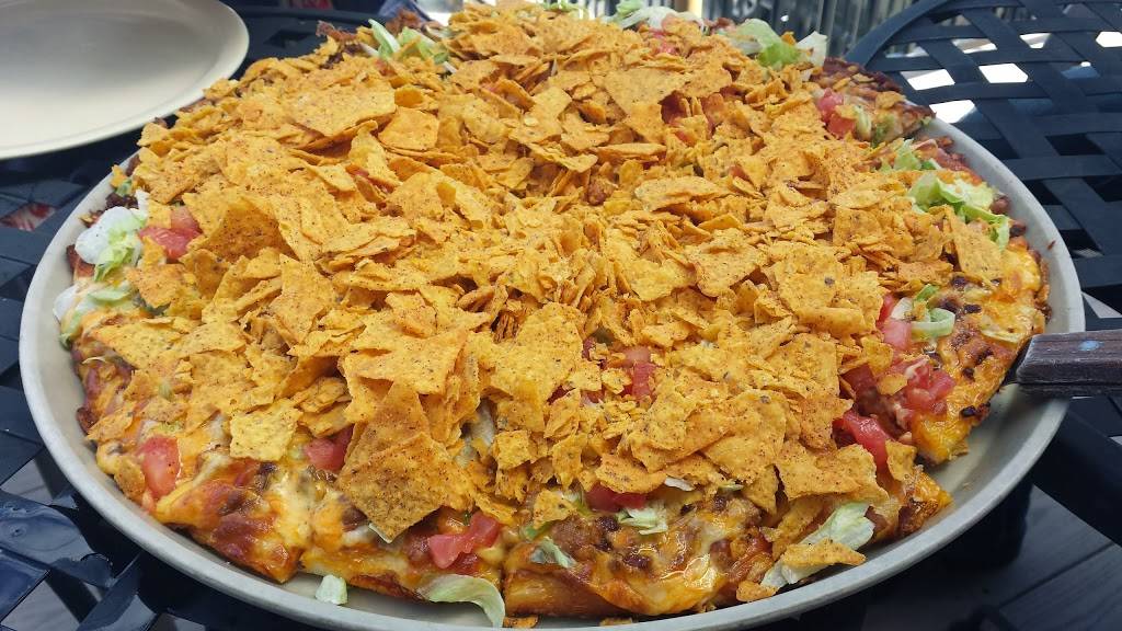 Happy Joes Pizza & Ice Cream - LeClaire | restaurant | 119 N Cody Rd, Le Claire, IA 52753, USA | 5632893305 OR +1 563-289-3305