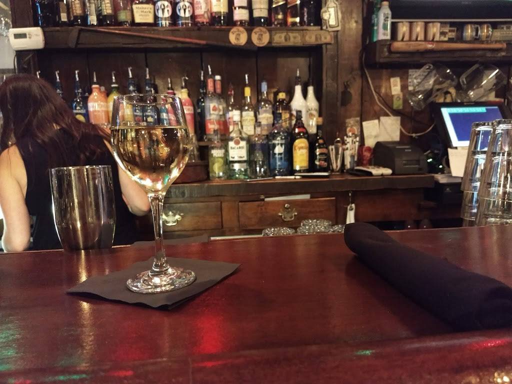 Muscarellas Cafe Italia | restaurant | 500 Main St, Sharpsville, PA 16150, USA | 7249621234 OR +1 724-962-1234