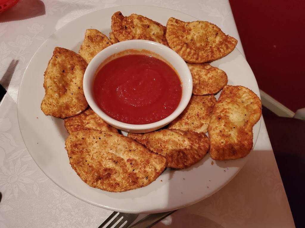 Malaras Italian Restaurant | restaurant | 2123 Pierce St, Omaha, NE 68108, USA | 4023468001 OR +1 402-346-8001