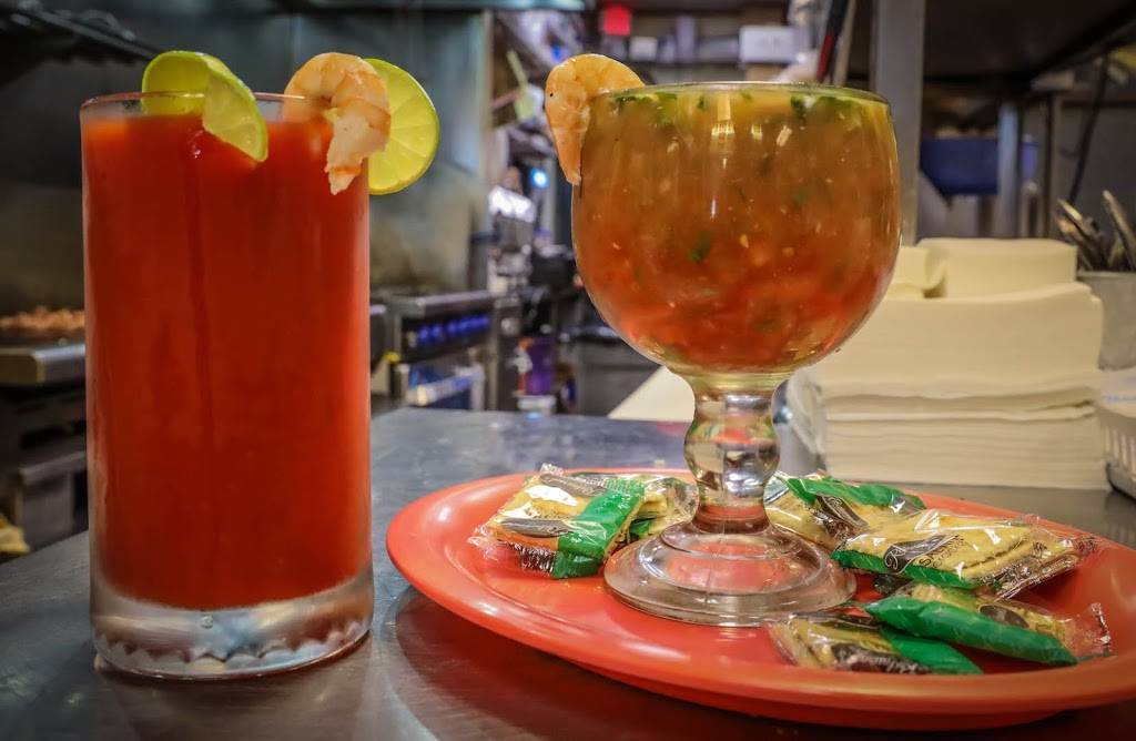 Taqueria Carolina | restaurant | 1842 W 11th St, Tracy, CA 95376, USA | 2098327211 OR +1 209-832-7211