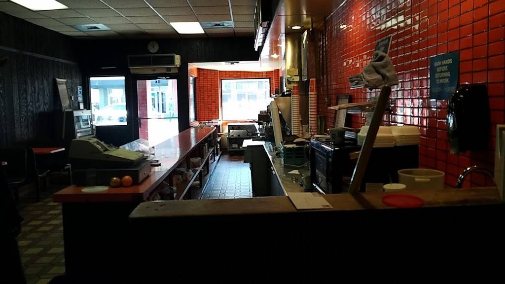 Coney Island Hot Dogs | restaurant | 114 4th St S, La Crosse, WI 54601, USA | 6087826314 OR +1 608-782-6314