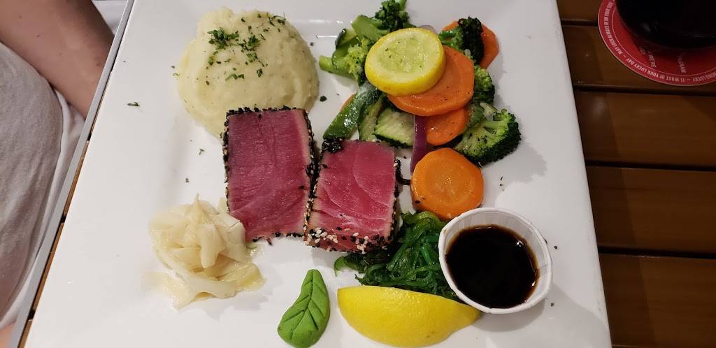 Lucky Lobster Co. | restaurant | 941 Huntley Ave, Dunedin, FL 34698, USA | 7272281222 OR +1 727-228-1222