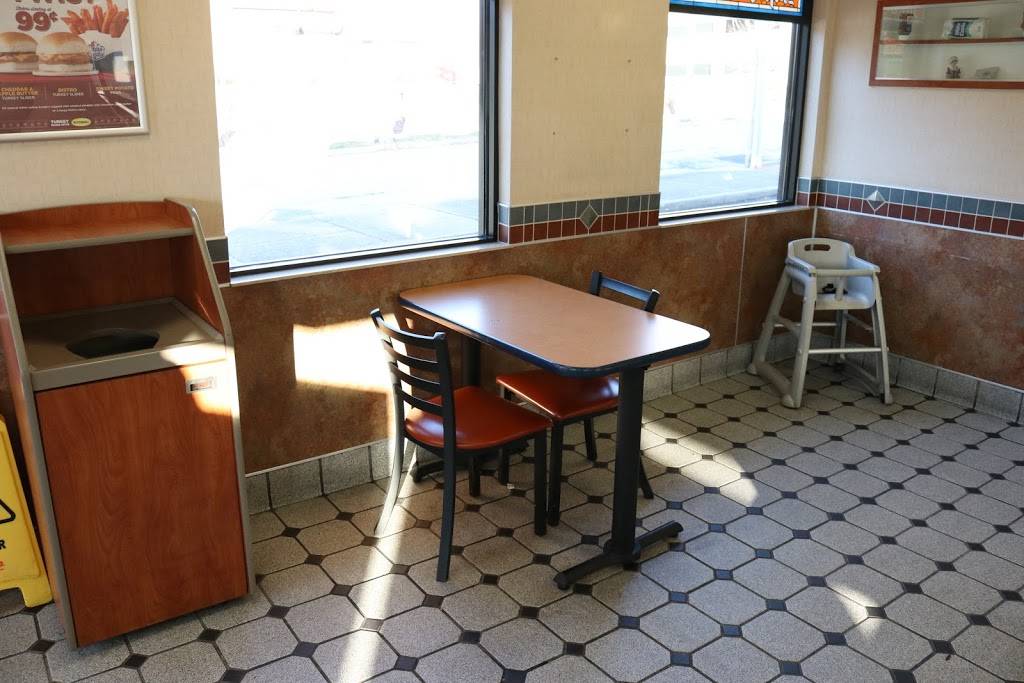 White Castle | restaurant | 2650 Reading Rd, Cincinnati, OH 45206, USA | 5139612426 OR +1 513-961-2426