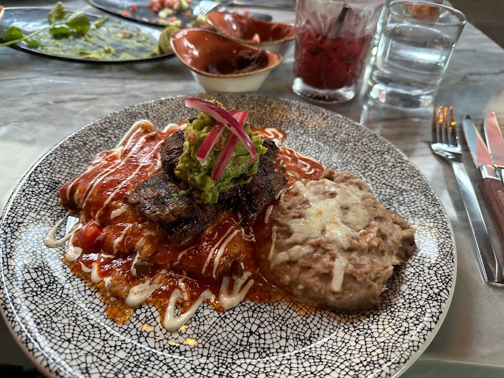 Caló Kitchen + Tequila | restaurant | 3333 Bristol St Suite 1876, Costa Mesa, CA 92626, USA | 7144621445 OR +1 714-462-1445