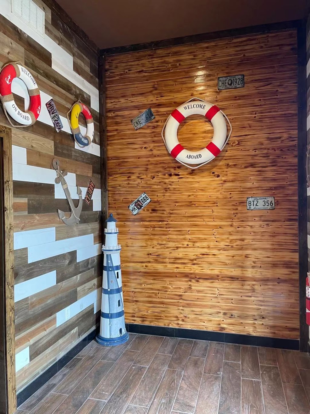 The juicy seafood | restaurant | 5020 Academy Ln, Bessemer, AL 35022, USA | 2054343041 OR +1 205-434-3041