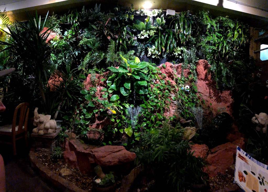 Sushi-Thai of Naples | restaurant | 869 103rd Ave N #10, Naples, FL 34108, USA | 2395927575 OR +1 239-592-7575