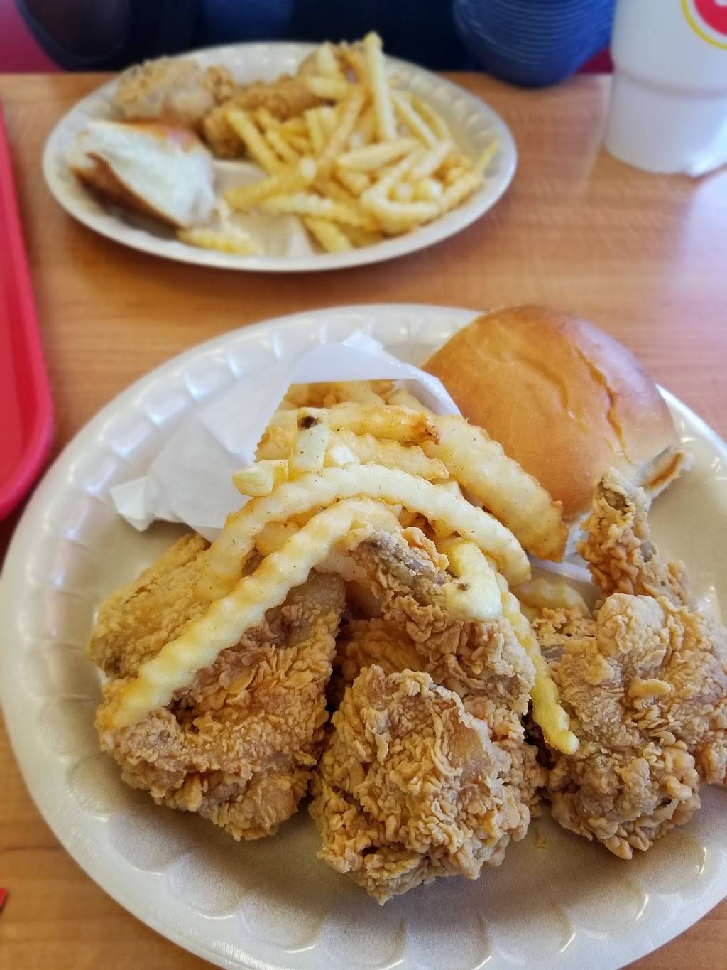 Bushs Chicken | restaurant | 8831 Potranco Rd, San Antonio, TX 78251, USA | 2105216844 OR +1 210-521-6844