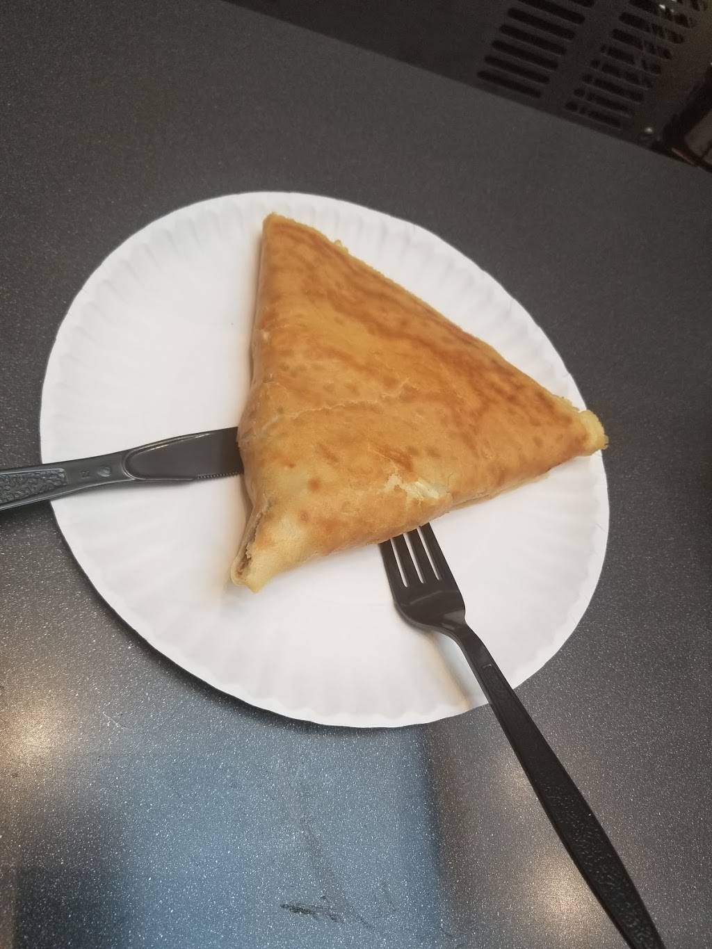 Charlotte Artisanal | bakery | CHARLOTTE ARTISANAL / Tysons Corner Center, 1961 CHAIN BRIDGE RD, McLean, VA 22102, USA | 2407818654 OR +1 240-781-8654