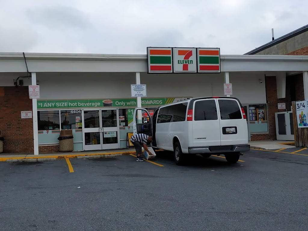 7-Eleven | bakery | 4404 Knox Rd, College Park, MD 20740, USA | 3018648709 OR +1 301-864-8709