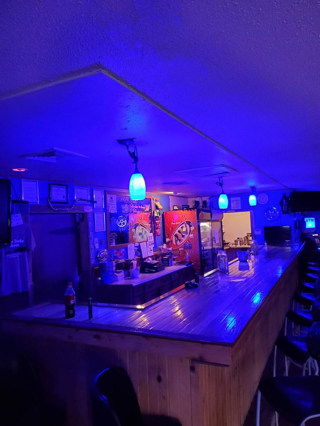 Blu Smoke Tavern | restaurant | 16130 W Andrew Johnson Hwy, Bulls Gap, TN 37711, USA | 4233934258 OR +1 423-393-4258