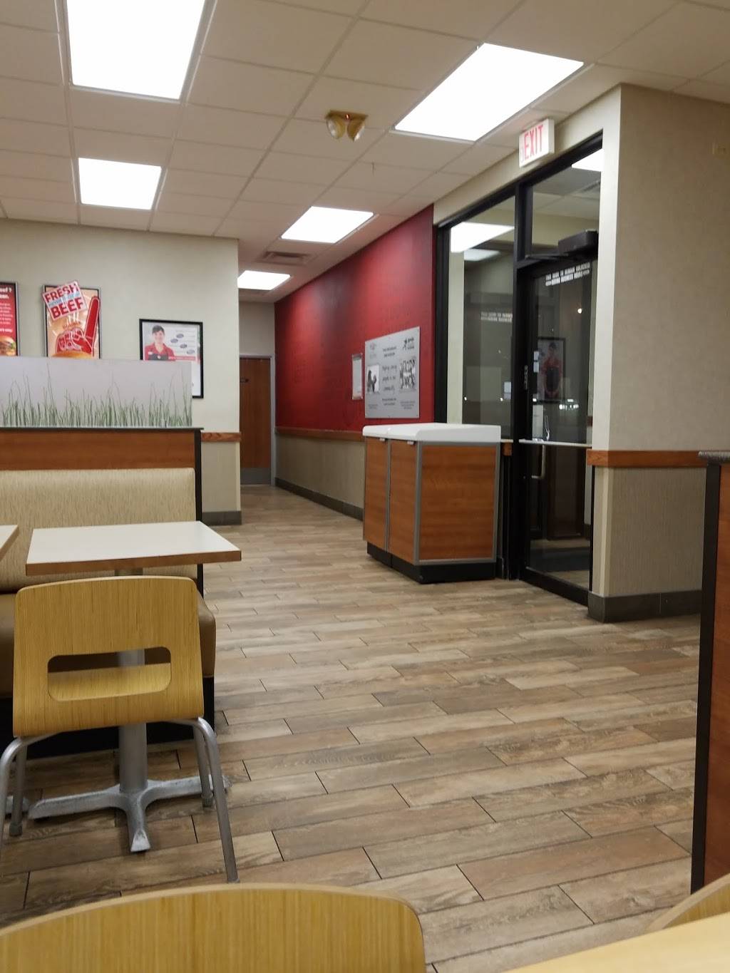 Wendys | restaurant | 8853 W Central Ave, Wichita, KS 67212, USA | 3167215447 OR +1 316-721-5447
