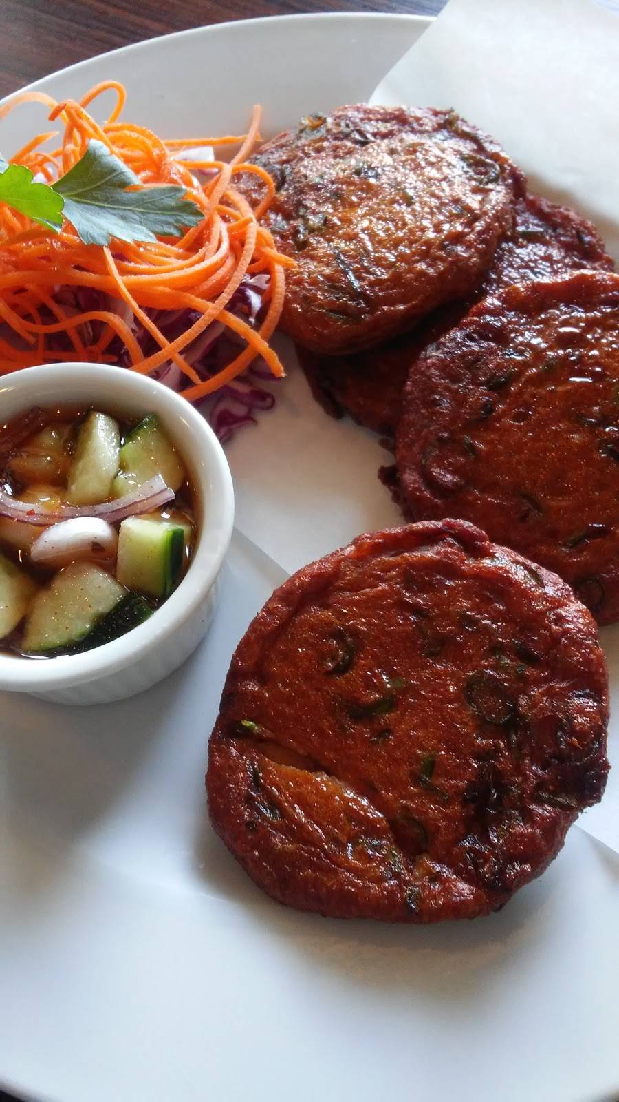 Thai Thai Restaurant | restaurant | 1731 Greenville Ave, Dallas, TX 75206, USA | 2148289795 OR +1 214-828-9795