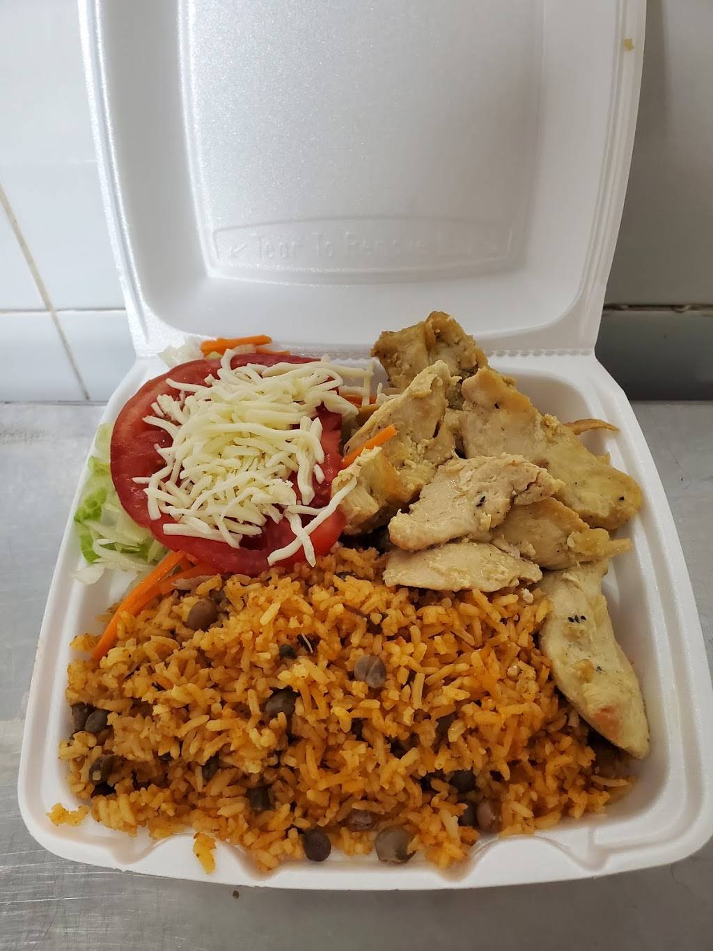 Marisols Bakery & Café | restaurant | 2903 Pricetown Rd, Temple, PA 19560, USA | 4843353564 OR +1 484-335-3564