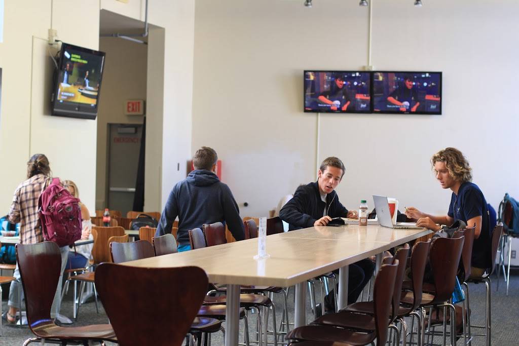 Poly Deli | restaurant | 19 S Poly View Dr, San Luis Obispo, CA 93407, USA | 8057565950 OR +1 805-756-5950