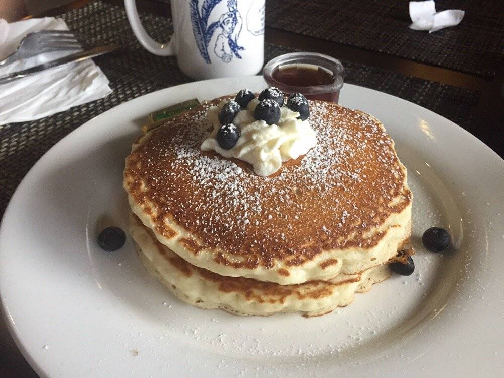 Collearys Bistro & Spirits | restaurant | 2143 N Tustin St, Orange, CA 92865, USA | 7146338650 OR +1 714-633-8650