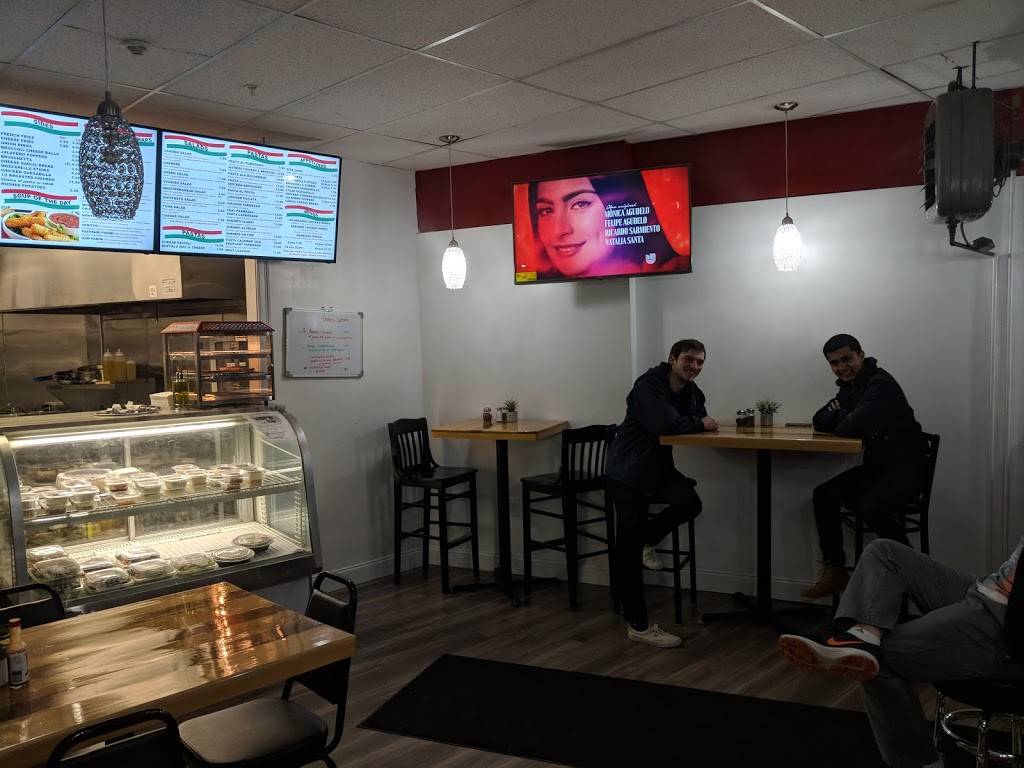 Debbie’s Pizzeria | restaurant | 974 Main St, Worcester, MA 01603, USA | 5089268175 OR +1 508-926-8175