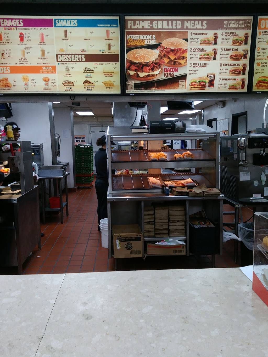 Burger King | restaurant | 208 Hanover St, Pemberton, NJ 08068, USA | 6097269828 OR +1 609-726-9828