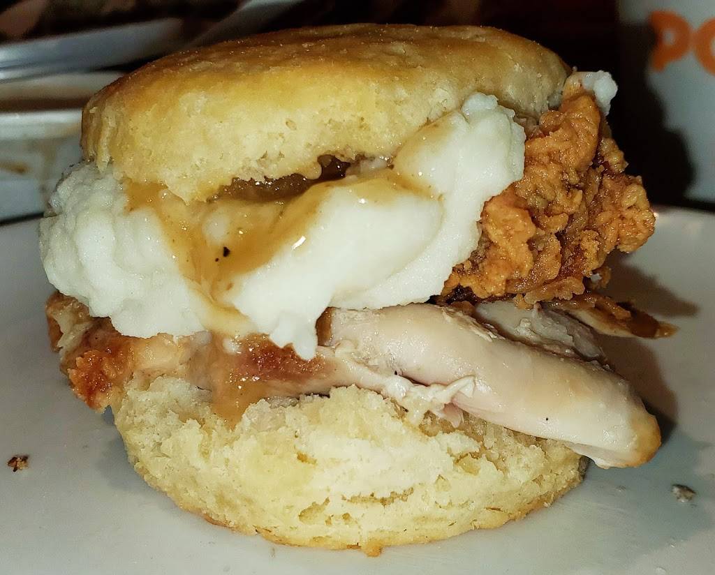 Popeyes Louisiana Kitchen | restaurant | 1000 Topps Street, Flowood, MS 39208, USA | 6019366557 OR +1 601-936-6557