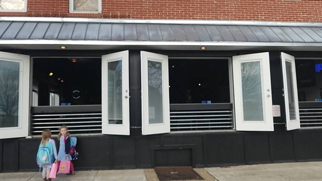 City Limits | restaurant | 1700 E Fort Ave, Baltimore, MD 21230, USA | 4102448084 OR +1 410-244-8084