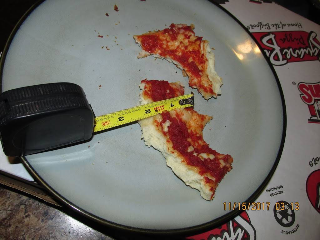 Square Boy Pizza & Subs | restaurant | 215 Kent St W, Lindsay, ON K9V 2Z1, Canada | 7053243000 OR +1 705-324-3000