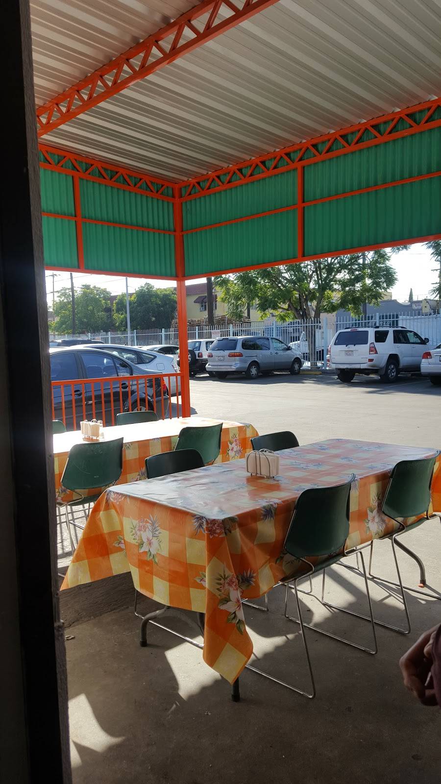 Acajutla | restaurant | 608 E 59th St, Los Angeles, CA 90001, USA | 3232325410 OR +1 323-232-5410