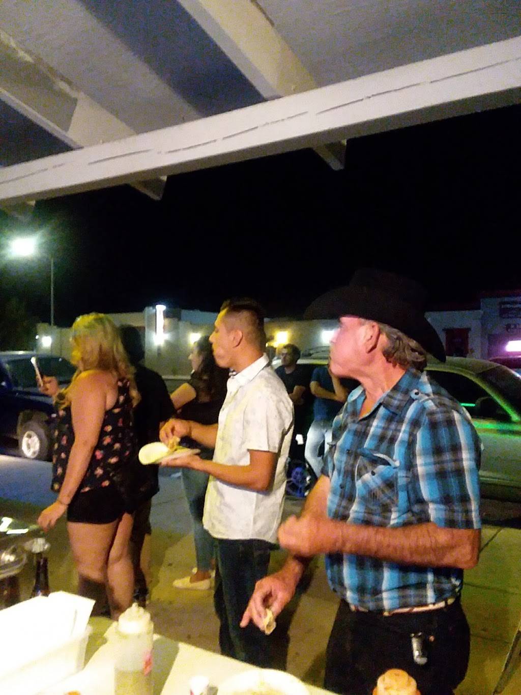 El Coyote Chandler | night club | 481 N Arizona Ave, Chandler, AZ 85225, USA | 4803596082 OR +1 480-359-6082