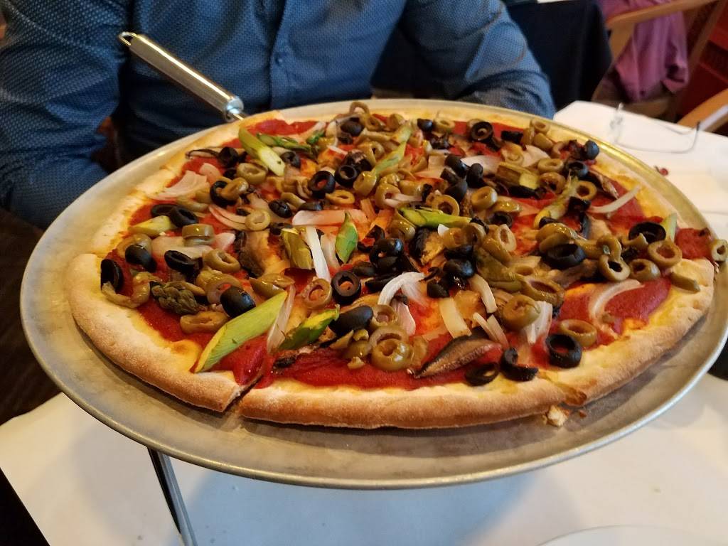 Meadowbrook Country Club Restaurant | restaurant | 2149 N Green Bay Rd, Mt Pleasant, WI 53405, USA | 2628989900 OR +1 262-898-9900