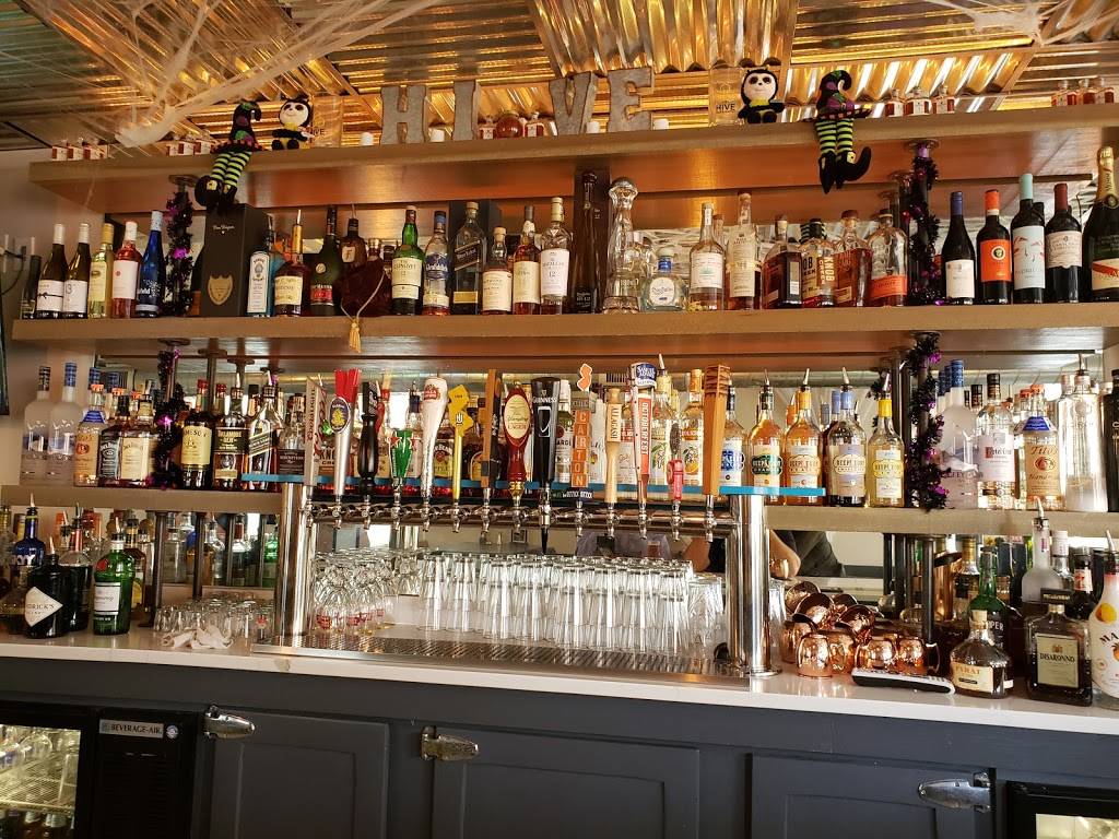The Hive Bar & Bistro | restaurant | 2623, 142, Outwater Ln, Garfield, NJ 07026, USA | 9739554414 OR +1 973-955-4414