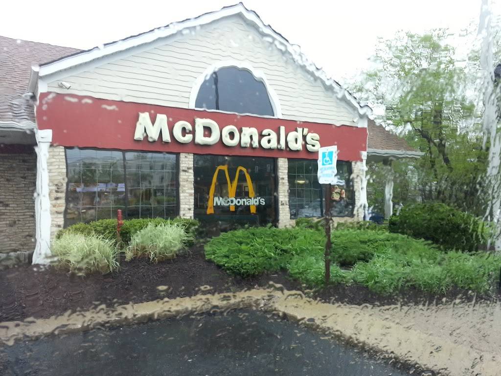 McDonalds | cafe | 25700 Detroit Rd, Westlake, OH 44145, USA | 4408719161 OR +1 440-871-9161