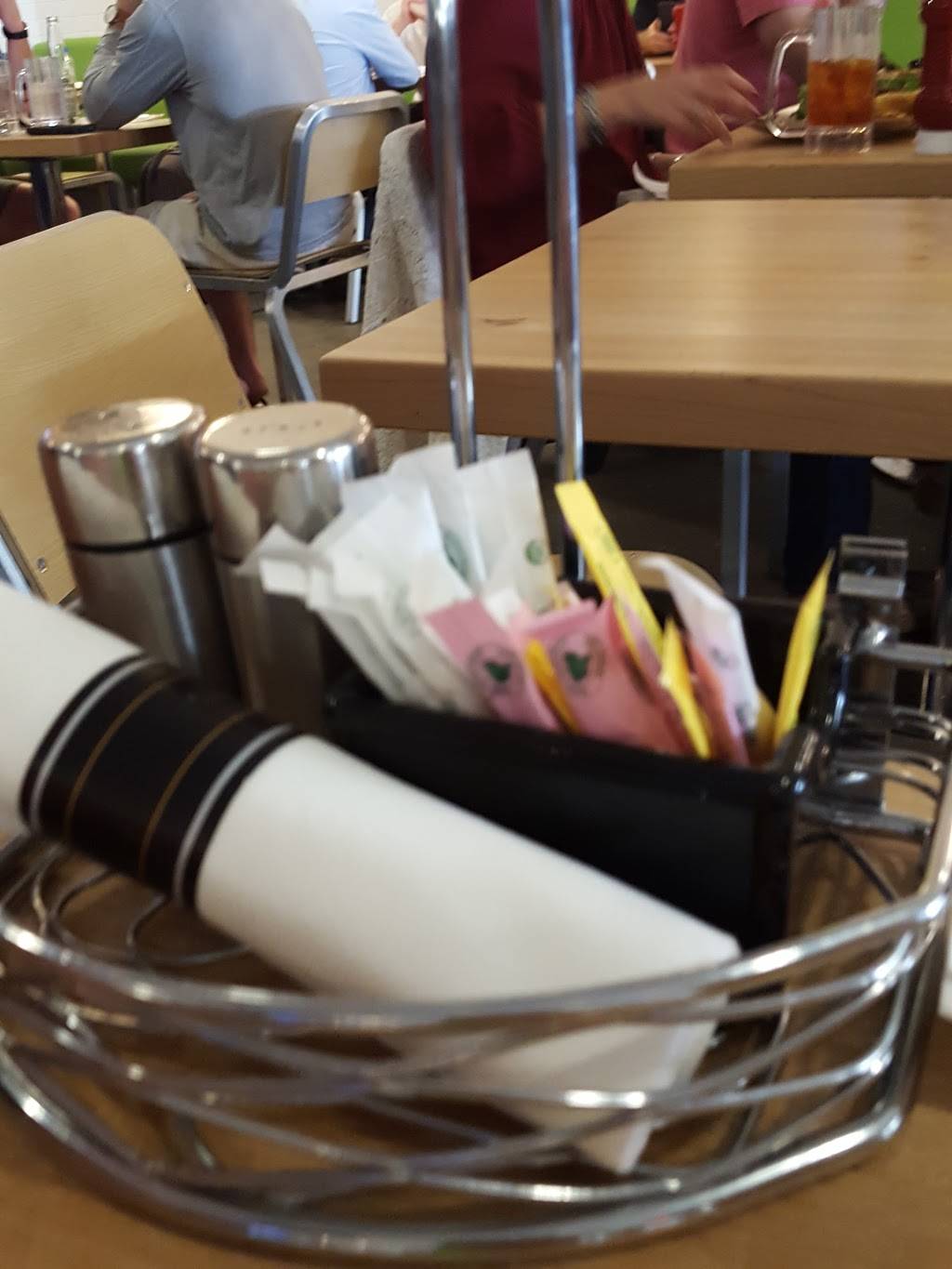 Steak n Shake | restaurant | 100 Terminal Dr, Fort Lauderdale, FL 33315, USA | 9543591500 OR +1 954-359-1500