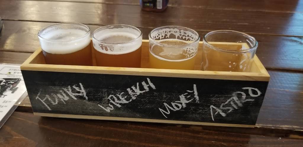 Suds Monkey Brewing Co. (Brewery & Kitchen) | restaurant | 1032 Canyon Bend Dr Ste A, Dripping Springs, TX 78620, USA | 5122223893 OR +1 512-222-3893