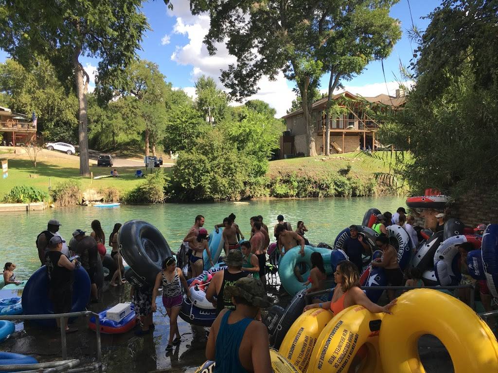 Dis Homemade Pizza | meal delivery | 211 W Lincoln St, New Braunfels, TX 78130, USA | 8306080999 OR +1 830-608-0999