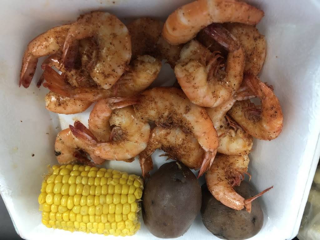 Sand Bar | restaurant | 1798 River Rd, Kilgore, TX 75662, USA | 9039846555 OR +1 903-984-6555