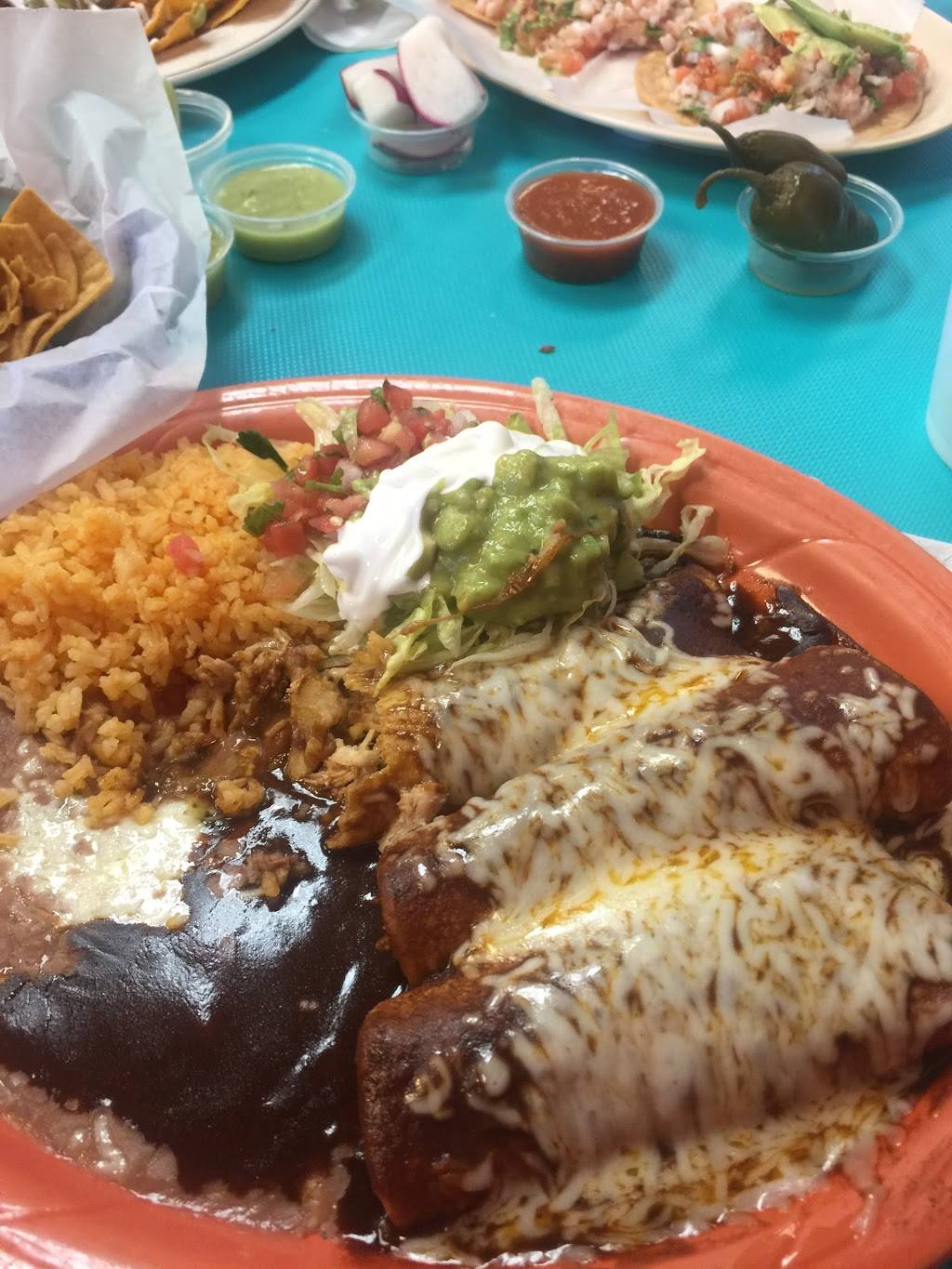 Taqueria Davis | restaurant | 505 L St, Davis, CA 95616, USA | 5307588453 OR +1 530-758-8453