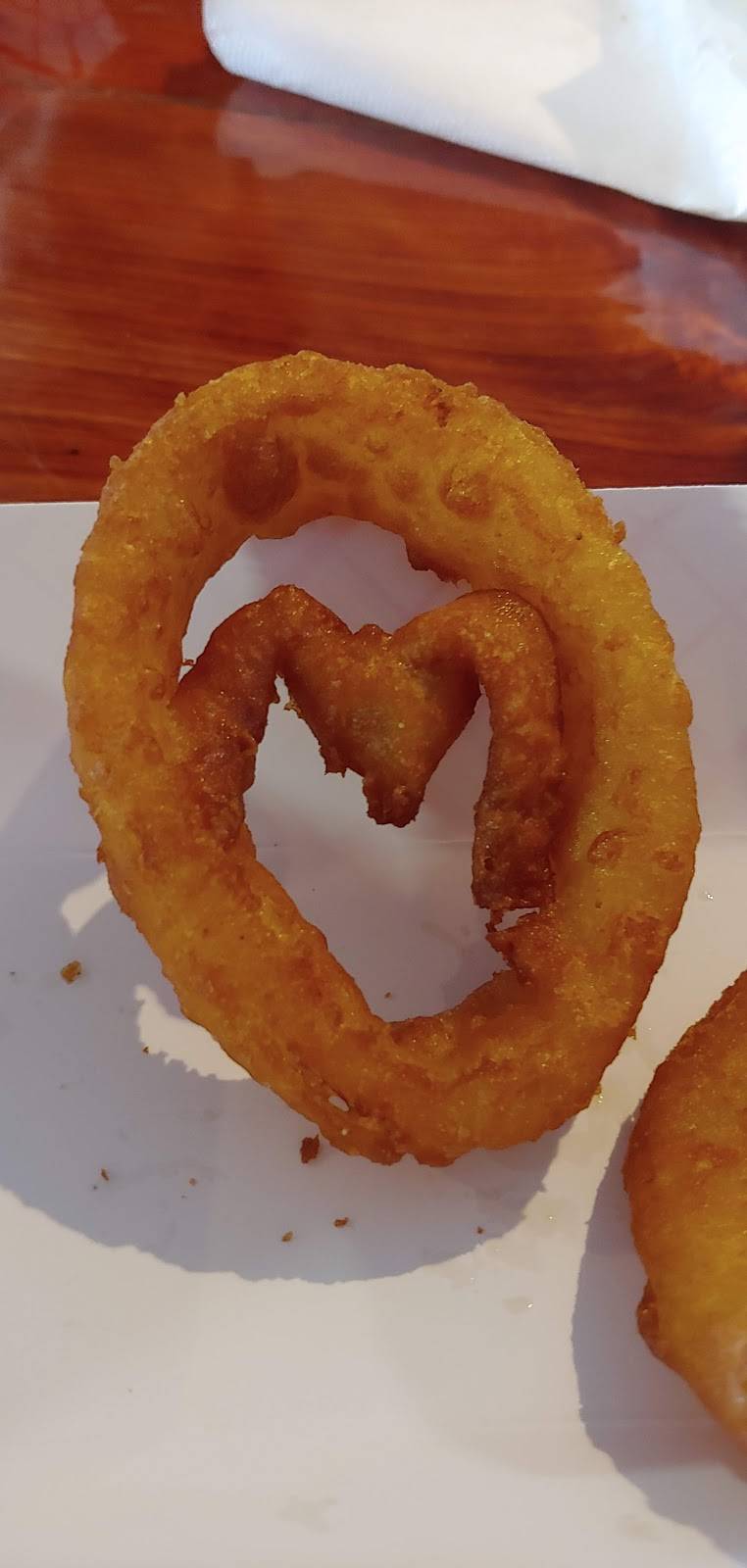 Famous Uncle Al’s Taphouse | restaurant | 918 Mediterranean Ave, Virginia Beach, VA 23451, USA | 7575007935 OR +1 757-500-7935