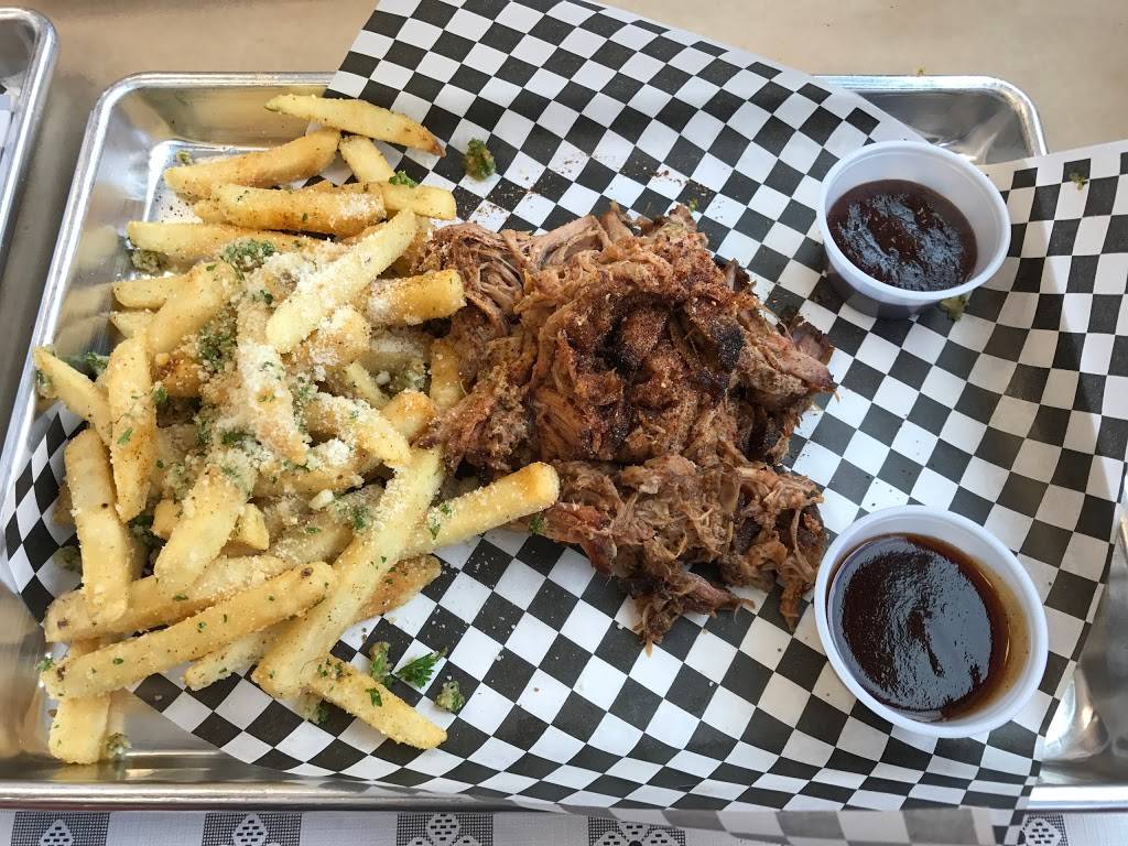 Smoke 631 | restaurant | 963c Buford Dr, Lawrenceville, GA 30043, USA | 4046321950 OR +1 404-632-1950