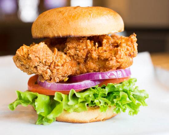 Basic Burger | restaurant | 1101 S Joyce St, Arlington, VA 22202, USA | 7032489333 OR +1 703-248-9333