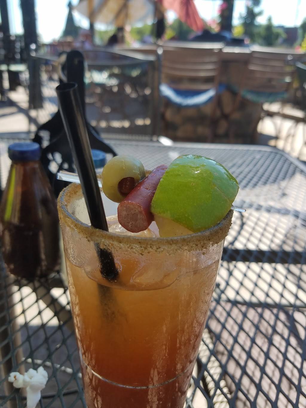 Luckys 13 Pub | restaurant | 3000 Harbor Ln N, Plymouth, MN 55447, USA | 7637460071 OR +1 763-746-0071