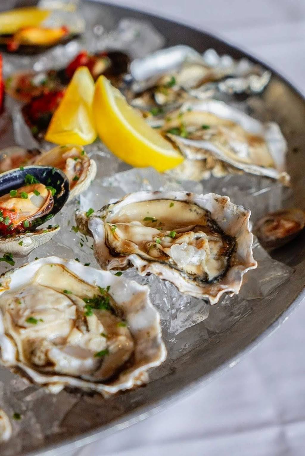 Blu, the Restaurant | restaurant | 3355 Richmond Rd, Beachwood, OH 44122, USA | 2168315599 OR +1 216-831-5599