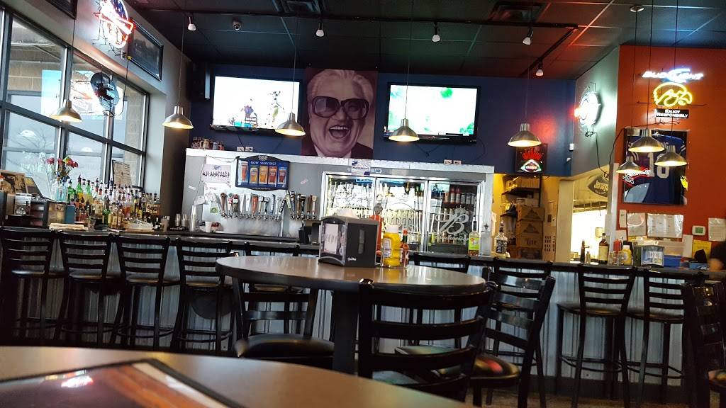 Jerseys Pub & Grub | restaurant | 5761 C St SW, Cedar Rapids, IA 52404, USA | 3198482210 OR +1 319-848-2210