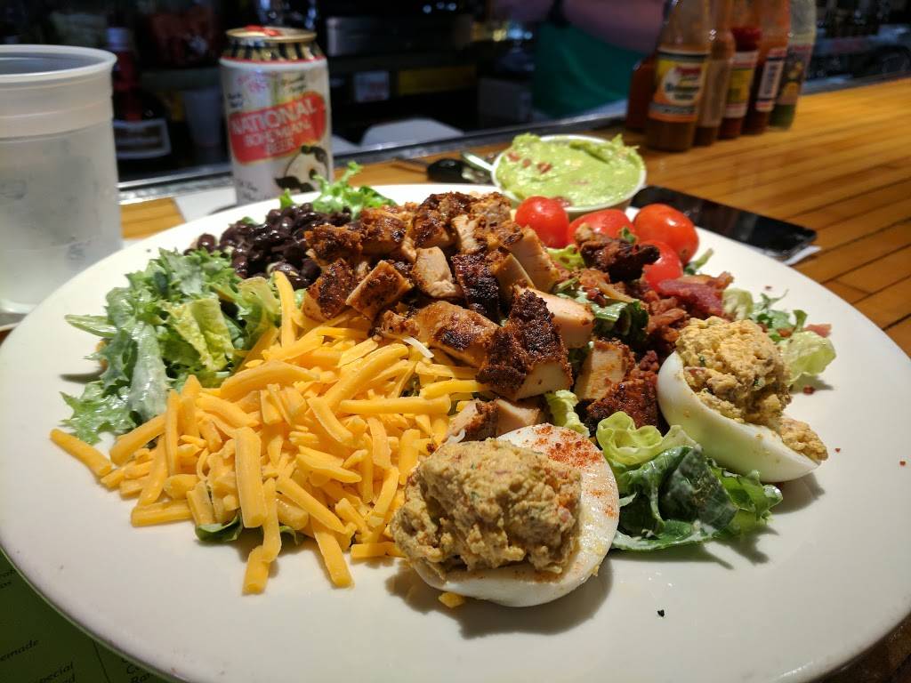 Nacho Mamas Canton | restaurant | 2907 ODonnell St, Baltimore, MD 21224, USA | 4106750898 OR +1 410-675-0898