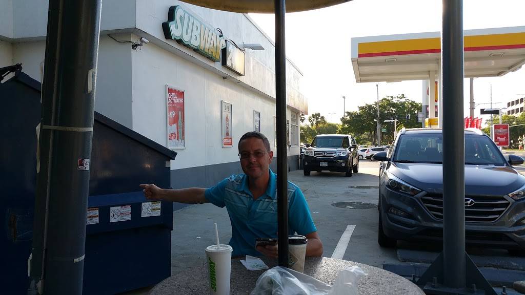 Subway Restaurants | restaurant | 1002 N Westshore Blvd, Tampa, FL 33607, USA | 8132899386 OR +1 813-289-9386