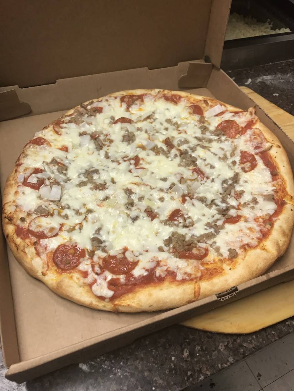 Sals Italian Restaurant-Grill | restaurant | 4316 James Madison Hwy, Fork Union, VA 23055, USA | 4348421099 OR +1 434-842-1099