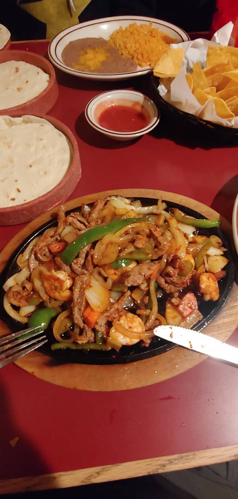 Plaza Mexico | restaurant | 1809 S Federal Ave, Mason City, IA 50401, USA | 6414234900 OR +1 641-423-4900