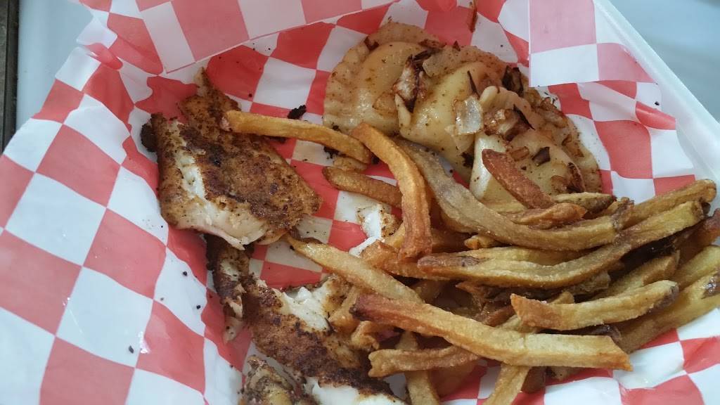 Dash Inn | restaurant | 2716 Mahoning Ave, Youngstown, OH 44509, USA | 3307935030 OR +1 330-793-5030