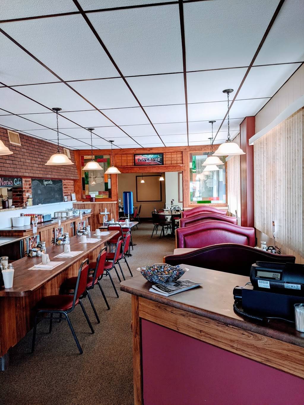 Noras Cafe | restaurant | 6424 US-12, Elkhorn, WI 53121, USA | 2627422075 OR +1 262-742-2075