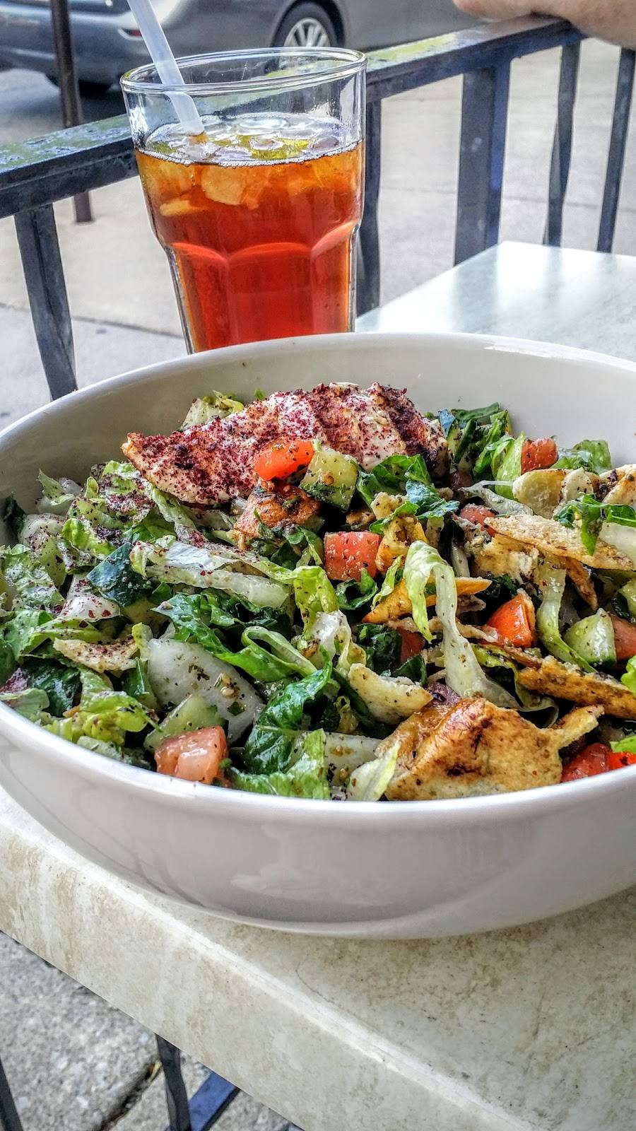 Aladdins Eatery Grandview | restaurant | 1425 Grandview Ave, Columbus, OH 43212, USA | 6144885565 OR +1 614-488-5565