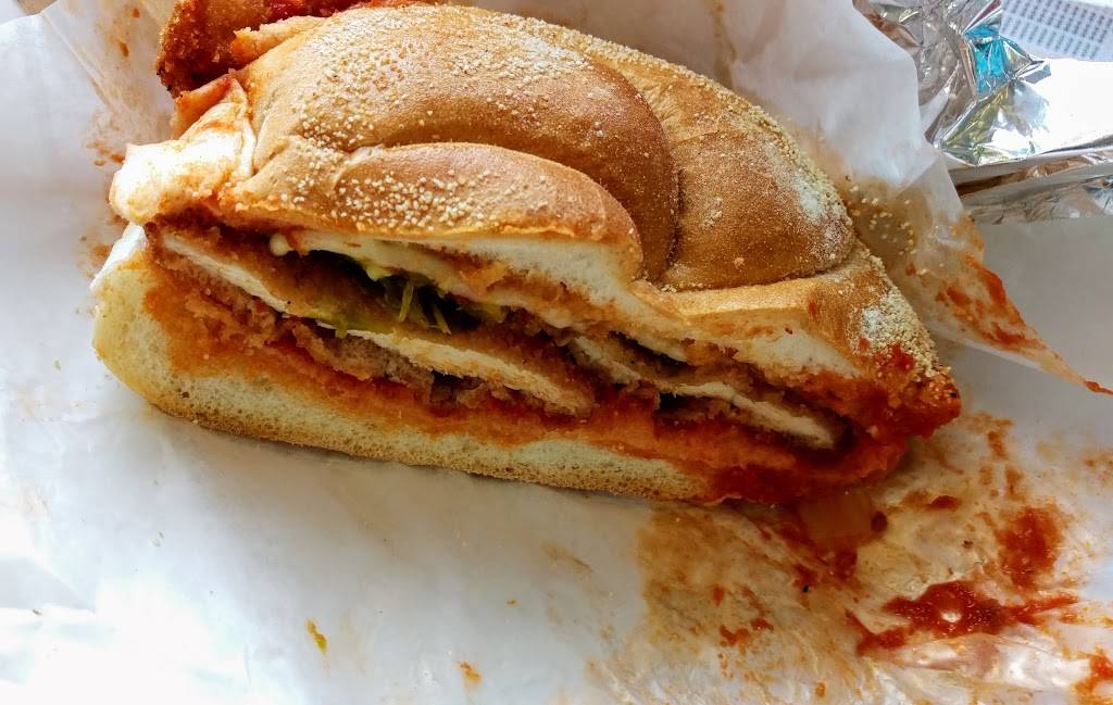 California Sandwiches | restaurant | 2474 Dufferin St, York, ON M6B 3P8, Canada | 4167875205 OR +1 416-787-5205