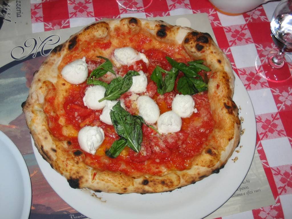 Original Pizza | restaurant | 9514 Avenue L, Brooklyn, NY 11236, USA | 7185313559 OR +1 718-531-3559