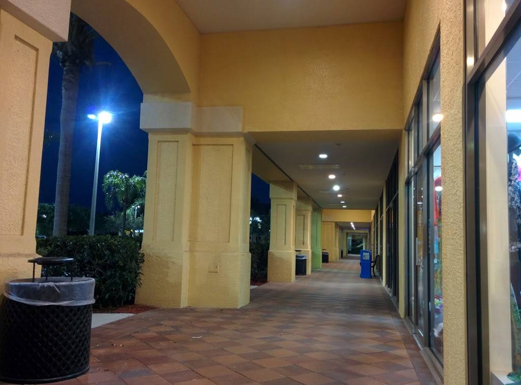 Old Europe Bistro | restaurant | 2464 Vanderbilt Beach Rd, Naples, FL 34109, USA | 2392549690 OR +1 239-254-9690